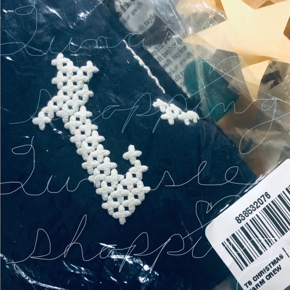 Taylor Swift Holiday Sweater; NIB - Picture 5 of 14